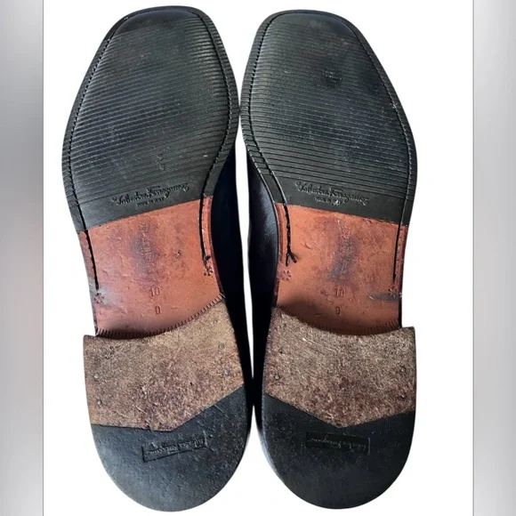 Salvatore Ferragamo Leather Moccasin Loafer Gancini Ornament Dress Shoes Size 10